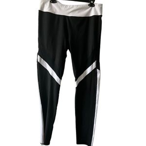 Fabletics women leggings